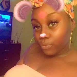 Meet your Posher, Nichole